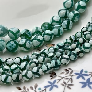 8 mm or 12 mm AAA DZI Tibetan Agate Faceted Round Multi Green And White Color Football Agate Gemstone Loose Beads #4053