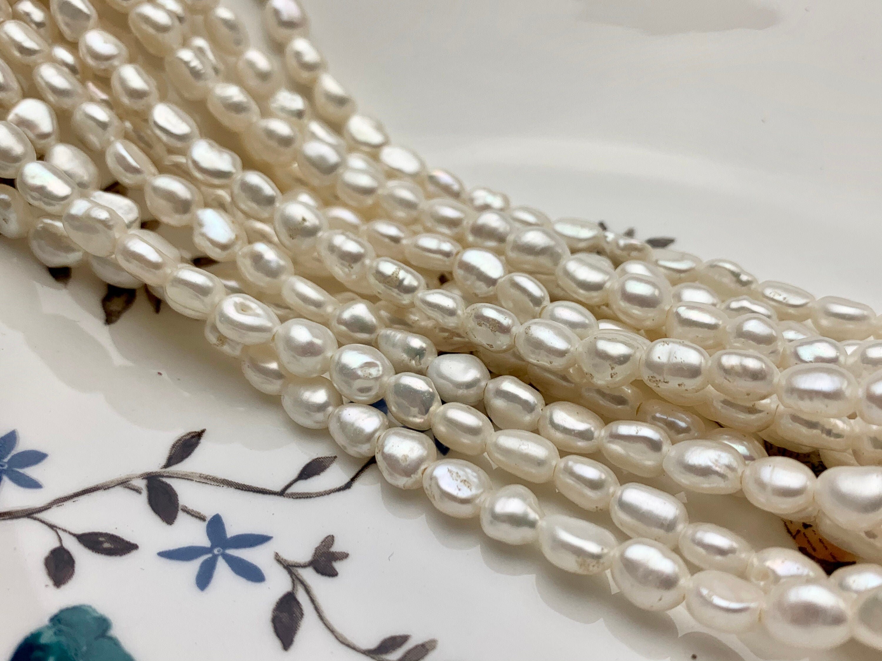 Large hole deals pearls hobby lobby