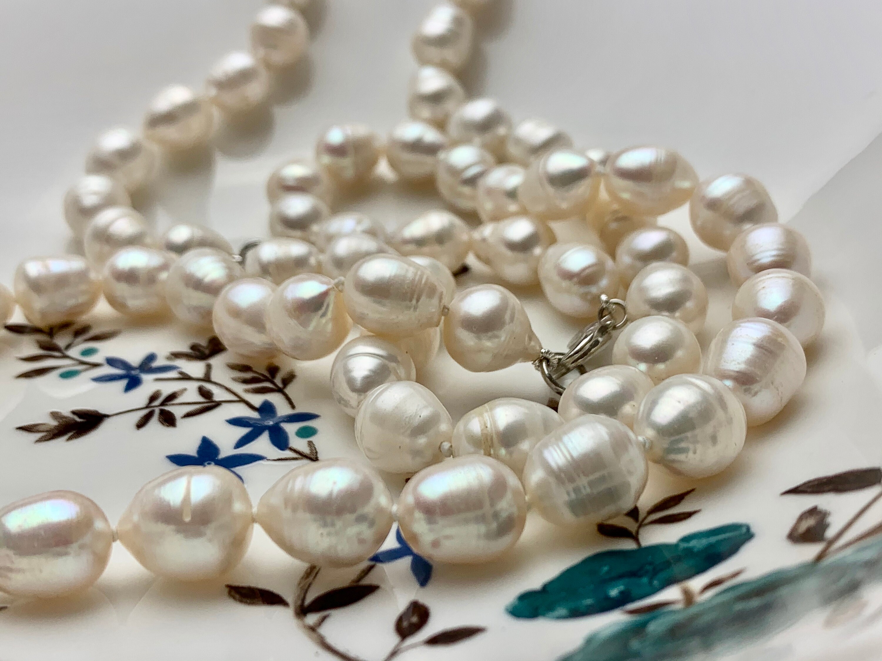 Freshwater Rice Oval Pearl 