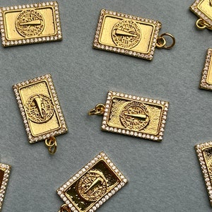 St Benedikt Wein Charms für Halskette Schmuck Herstellung, 18K Gold Filled Charm Anhänger mit CZ Kristallen, Ein Stück #CR0027