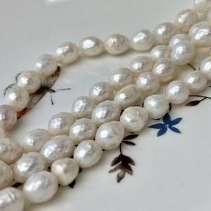 8x9.5-10 mm AAA Natural White Faceted Rice/Oval Freshwater Pearl Beads Very Rare Faceted Pearls #659