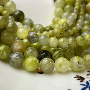 4 mm 6 mm 8 mm 10 mm 12 mm Smooth Round Natural Quartz Gemstone Beads Natural Yellow Green Color Quartz Loose Beads 15 Inches Strand #2970
