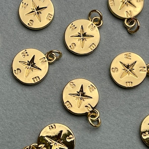 Compass Medallion Charm for Necklace Jewelry Making, 18K Gold Filled Charm Pendant, Antique Compass Charm, One Piece #CR0023