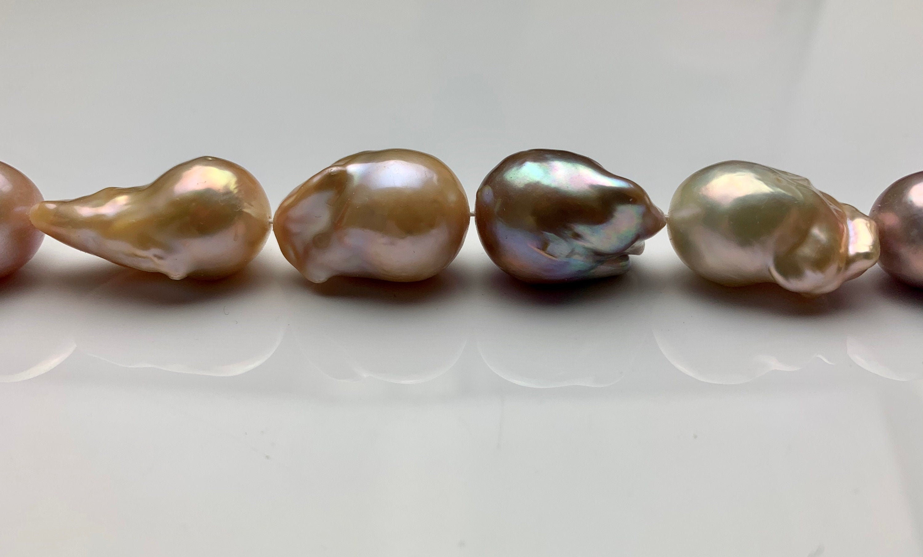 17 X 22-22 X 26 Mm AAA Limited Edition High Luster Natural Jumbo