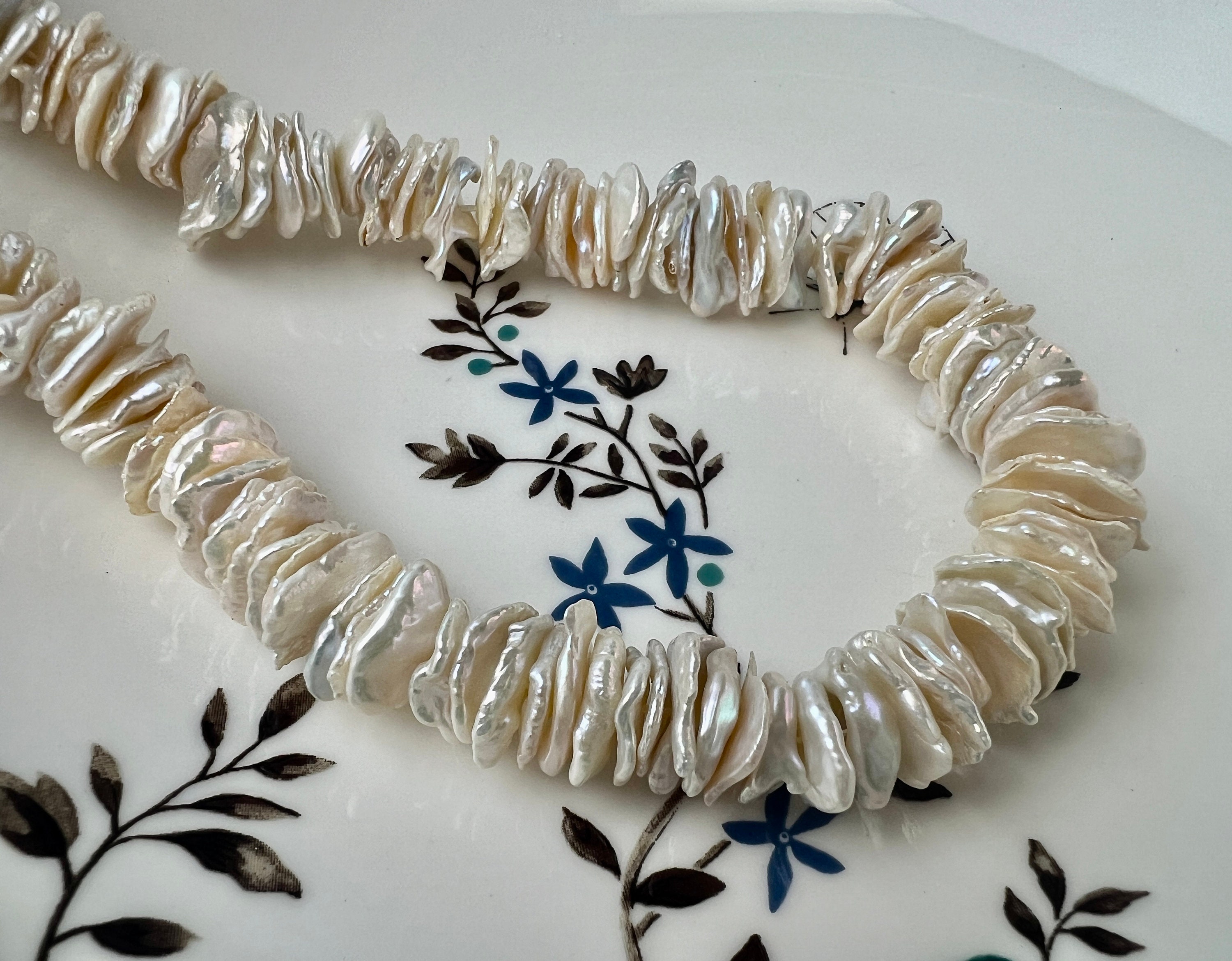 12-14 mm AAA Very Rare Natural White Keshi Freshwater Pearl Beads Center Drilled Cornflakes Shape Keshi Chips Pearls #P2448