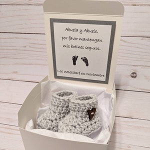 Spanish pregnancy announcement booties, Spanish baby announcement box, grandparents pregnancy reveal bootie box,  pregnancy booty box