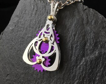 Queen Bee | Articulating Pendant