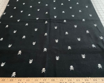 3 yards/Flannel/Skull and crossbones on black background cotton fabric