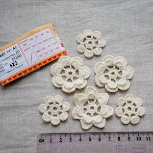Crochet flowers, off white floral applique Irish crochet set of 6 Irish lace card making scrapbook clothes hats interior decor