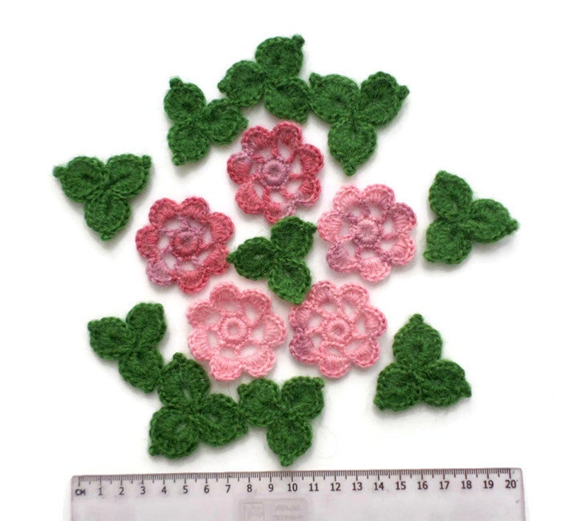 Mohair crochet flowers shamrocks Pink green woolen applique Set of 15 Clothes Hats Mittens Interior decor