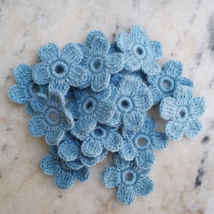 Woolen crochet flowers set of 10 Floral applique, hats, mittens, clothes decor