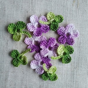 Set of 10 tiny crochet flowers and shamrocks