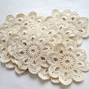 Crochet flower motifs Flower applique Beige crochet flowers Set of 5 Irish crochet Irish lace wedding decor Hat hair decor Clothes decor