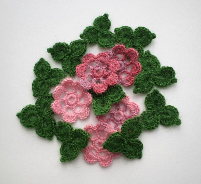 Mohair crochet flowers shamrocks Pink green woolen applique Set of 15 Clothes Hats Mittens Interior decor