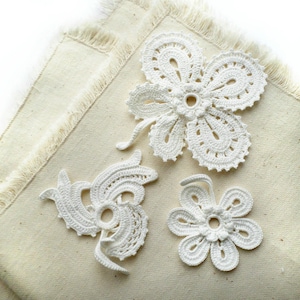 Irish crochet lace flower motives, off white floral applique, scrapbook cards decor, wedding decor Set of 3