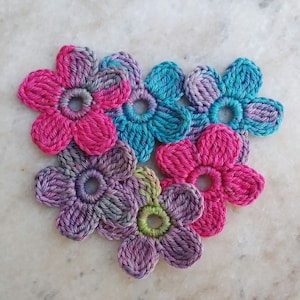 Cotton crochet flowers Floral applique, hats, mittens, clothes decor Set of 6