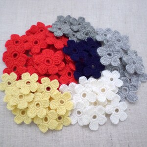 Woolen crochet flowers set of 10 Floral applique Clothes Hats Mittens Interior decor