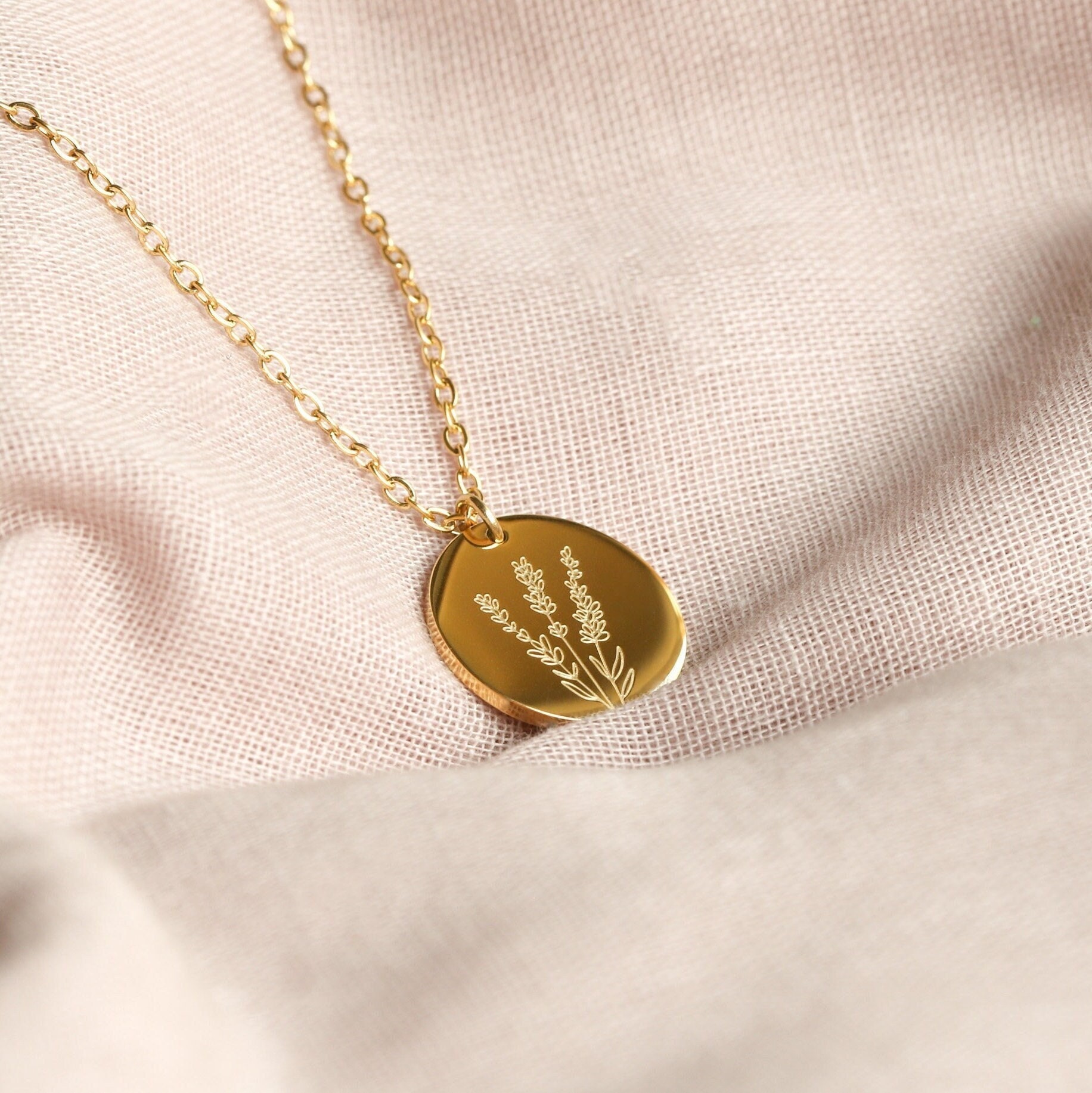 Collier lavande Collier fleur de naissance juin Bijoux lavande Cadeau d'anniversaire juin pour elle Collier floral Cadeau fleur de naissance