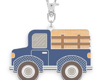 Dije esmaltado "Haulin' Heno Truck" de Lori Holt de Bee in my Bonnet; aprox. 5,7 x 3,8 cm