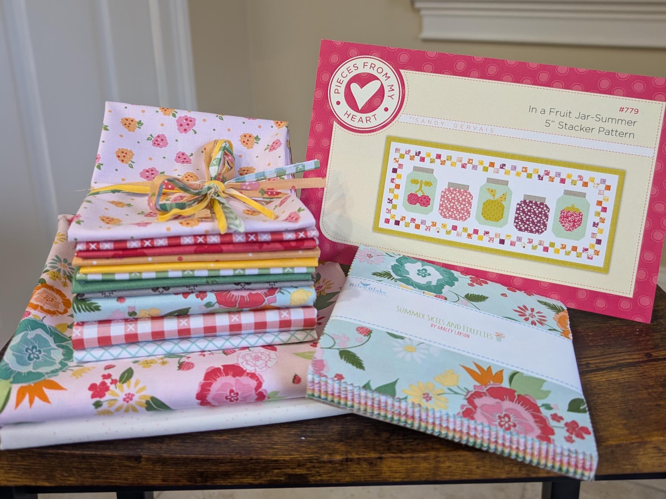 Runner Fabric Kit - in a Fruit Jar Summer Runner Pattern Included ...