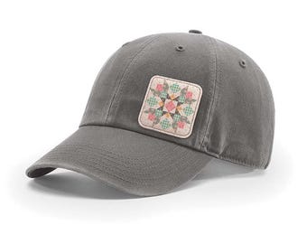 Gorra de béisbol con parche de cuero de Lori Holt de Bee in my Bonnet para la colección Farmer's Daughter