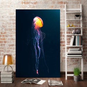 Jellyfish decorative wall art, Underwater life wall decor pictures, Jellyfish painting on canvas, Jellyfish design wall art, Jellyfish decor