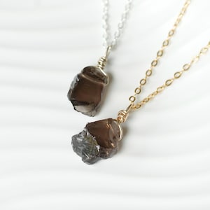 Colar de quartzo fumê bruto • Prata esterlina 925 • Ouro 14k • Colar de cristal