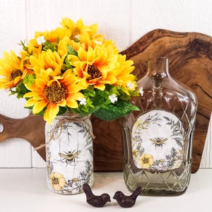 Bee Wildflower and Lavender Wreath Watering Bottle | Garden Supplies | Up-cycled Bottle