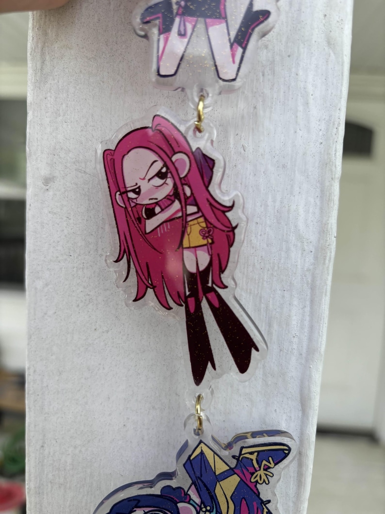 Kpop Girl Chibi Keychains! - Etsy