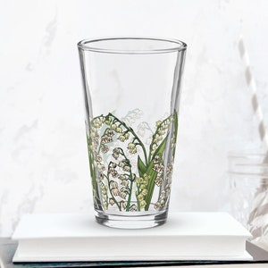 Lily of The Valley May Birth Flower Glass, Floral Glassware Pint 21st Birthday Gift For Her Mom Best Friend Bridesmaid Proposal Bridal Party