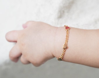 Zierliches Herzkettenarmband – 18k vergoldeter Kinderschmuck