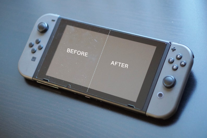 Pode incluir: Uma compara&ccedil;&atilde;o lado a lado de um console Nintendo Switch antes e depois de aplicar um protetor de tela. O lado esquerdo mostra a tela com arranh&otilde;es e poeira vis&iacute;veis. O lado direito mostra uma tela limpa e clara.