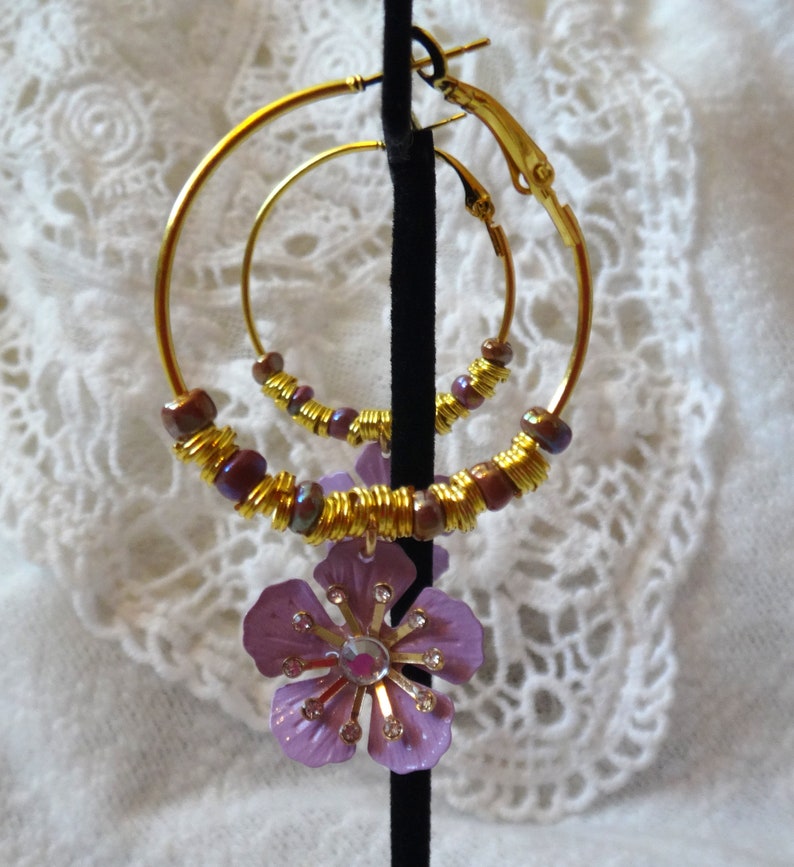 Purple Flower and Purple Beads Gold Tone Hoop Earrings image 2