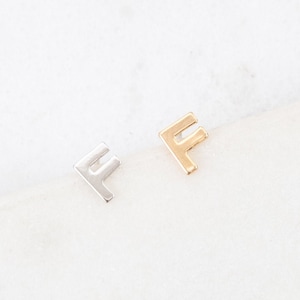 Alphabet Earring | F
