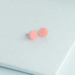 Porsha Circle Stud Earrings | Peach