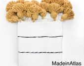 Gorgeous Zaki Moroccan pompom blanket , cotton 100 ,handmade, white and design stripe pompom yellow