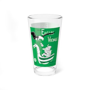 Mixing Glass, 16oz - Vintage 1963 Football Minnesota Vikings Philadelphia Eagles, Sports Fan Gift, Game Day Barware, Drinkware, Football