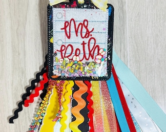 Personalized Clipboard Shaker Bag Tag, Teacher Gift with Tassels