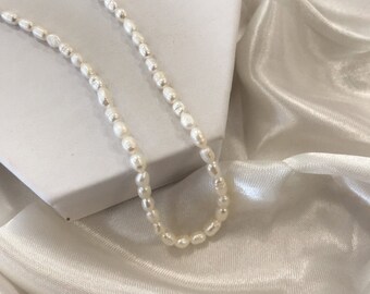 Freshwater Pearl Necklace, Pearl Necklace, Baroque Pearls, Delicate Necklace, Bridesmaid Gift, Bridal Jewelry, Gift Idea