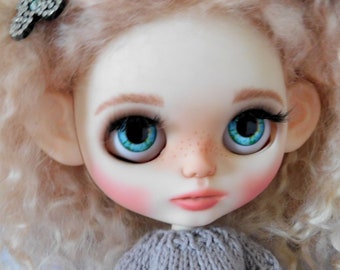 blythe doll for sale
