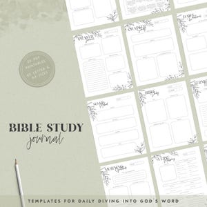 Op de afbeelding: Een wit Bijbelstudieboek met sjablonen voor dagelijks duiken in Gods woord. Het boek bevat pagina's voor gebed, hoofdstukstudie en versmapping. De tekst "26 PDF Printables US Letter & A4 Sizes" is zichtbaar.