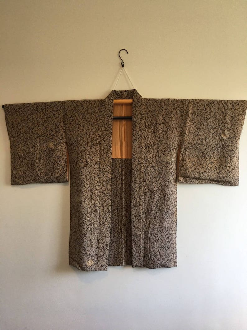 hobo Vintage Japanese kimono Jacket Silk crepe Haori black abstract lines red yellow dots on beige kimono jacket 0080 Haori jacket