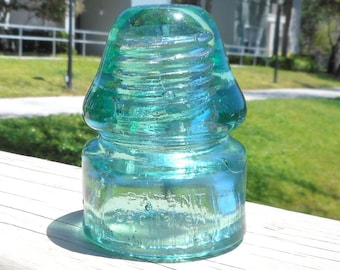 Nice Green Aqua CD 133.1 Patent 1871 Glass Insulator