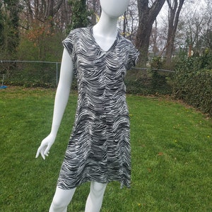 Zebra Sears Day Dress | 1960s 1970s Casual Animal Print