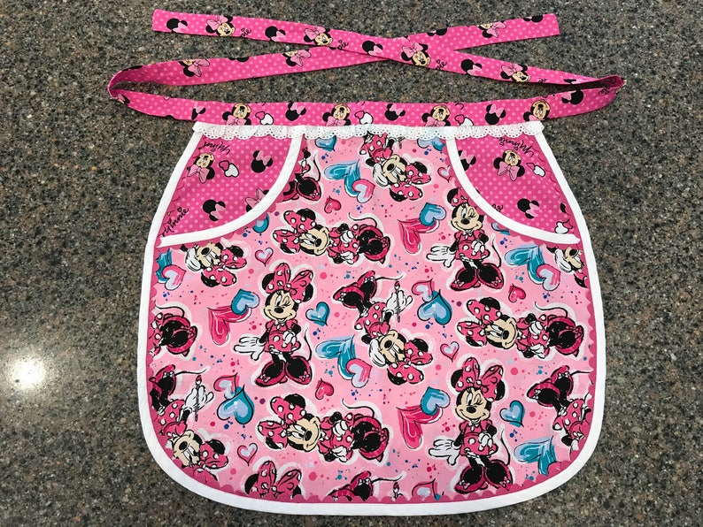 Lace and Rick Rack Pink Minnie Mouse Disney Half Apron Novelty Characters Woman/'s Apron Turquoise