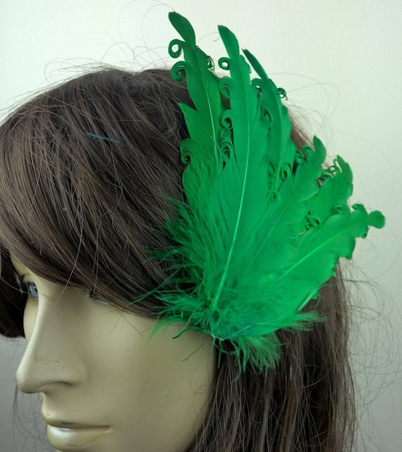 handmade green feather fascinator millinery burlesque hair clip hen party wedding bridal ascot race fancy dress British