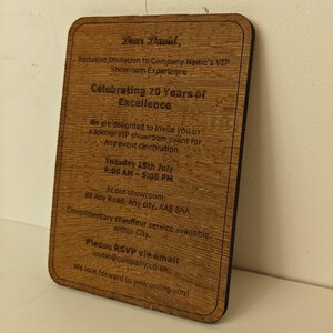 Op maat gemaakte gepersonaliseerde echt harde massief wengéhout lasergravure plaque kaart huwelijksuitnodiging valentijn verjaardag kerstcadeau