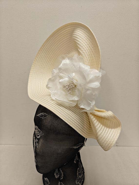 ivory off white large straw fascinator flower millinery burlesque wedding hat on headband ascot party race cosplay handmade unique design