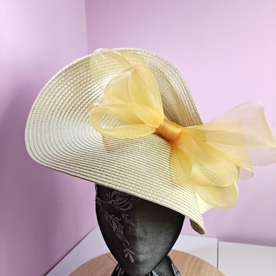 cream ivory gold bow large straw fascinator millinery burlesque wedding hat headband party race cosplay handmade Kentucky Derby Royal Ascot