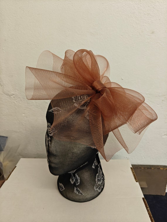 light pale caramel toffee brown  crin fascinator millinery burlesque headband wedding hat hair piece
